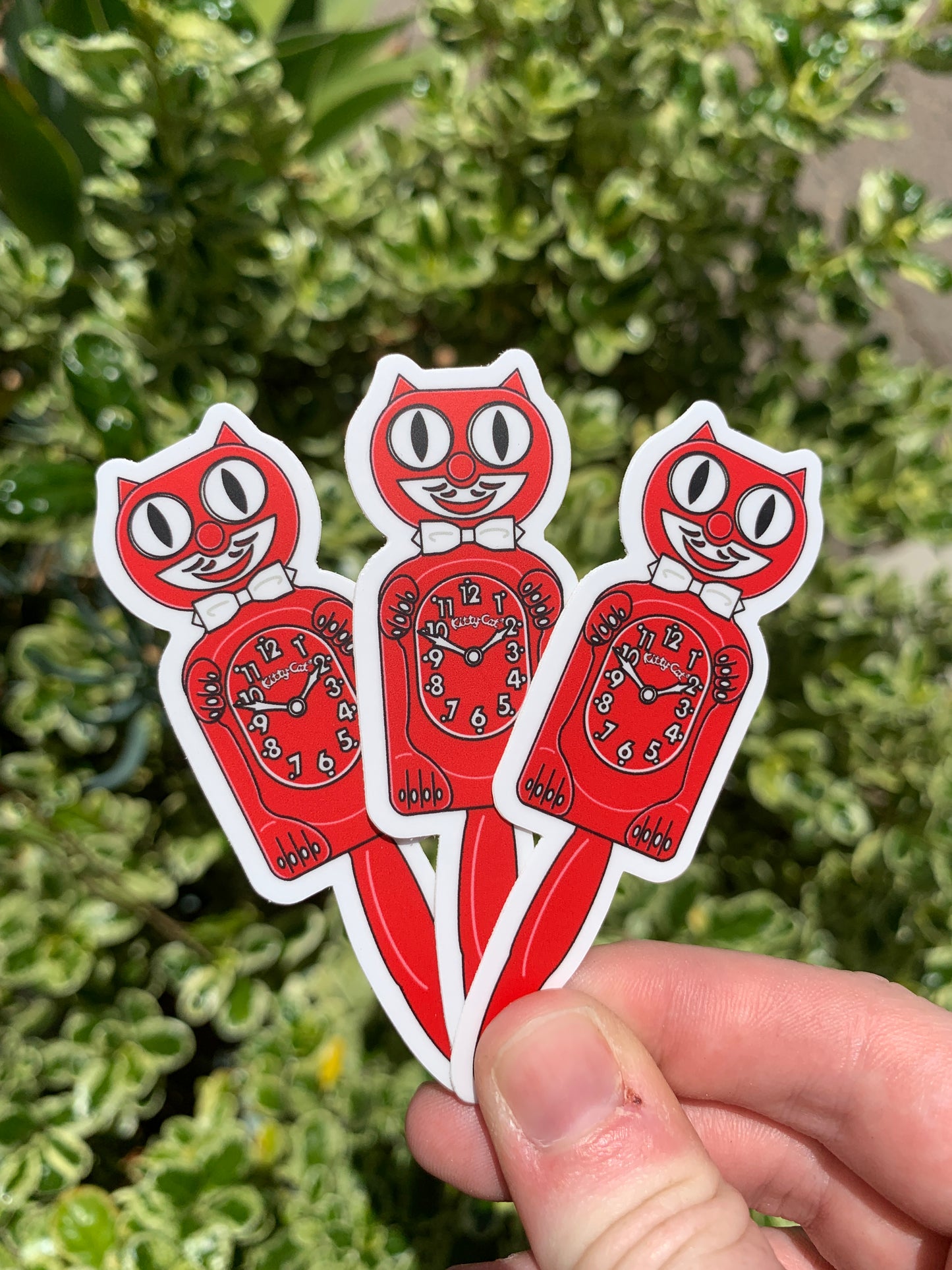 Kit-Cat Klock Sticker/Magnet - Red