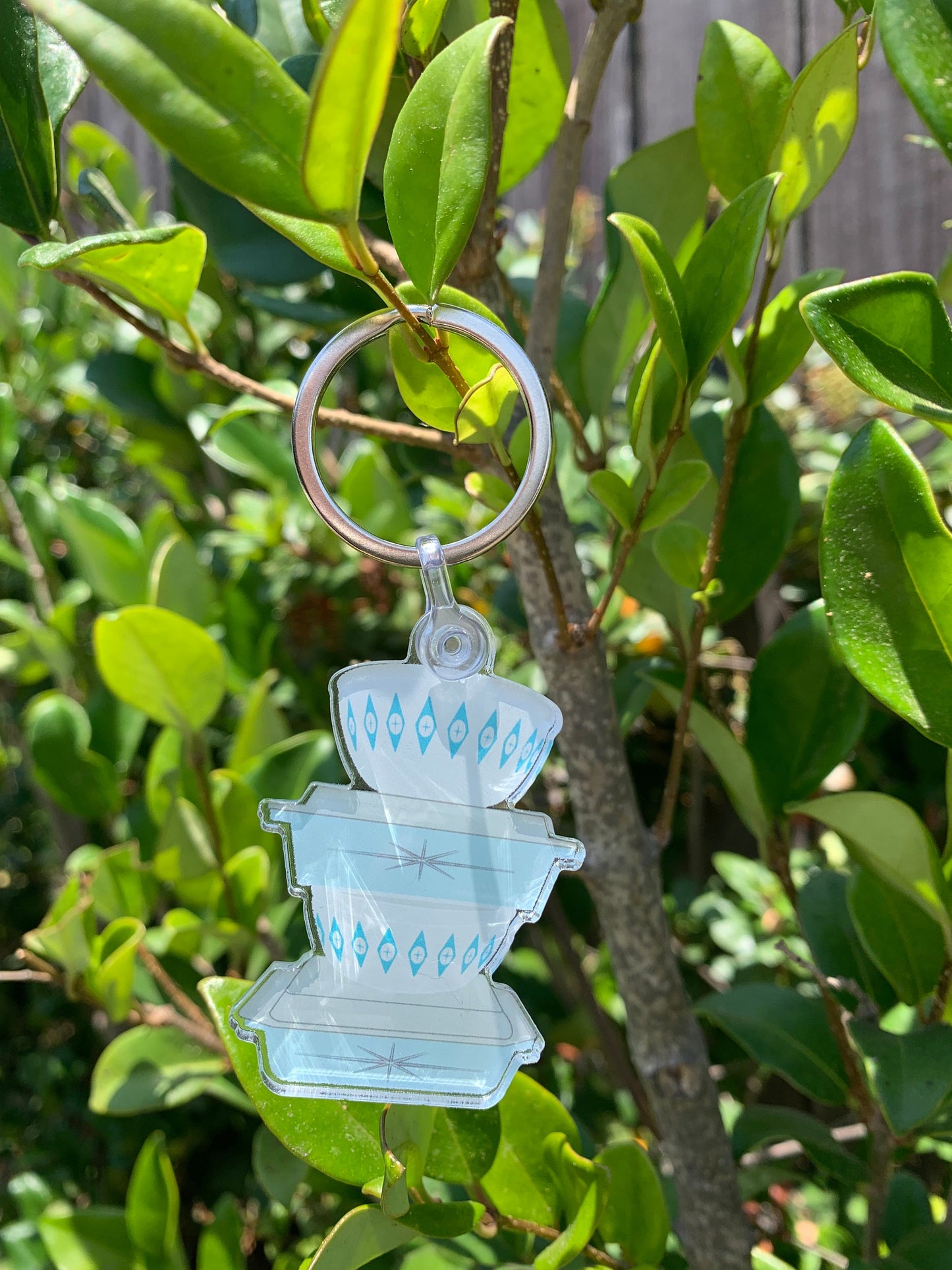 Vintage Pyrex Dishes Keychain - Light Blue Atomic Pattern